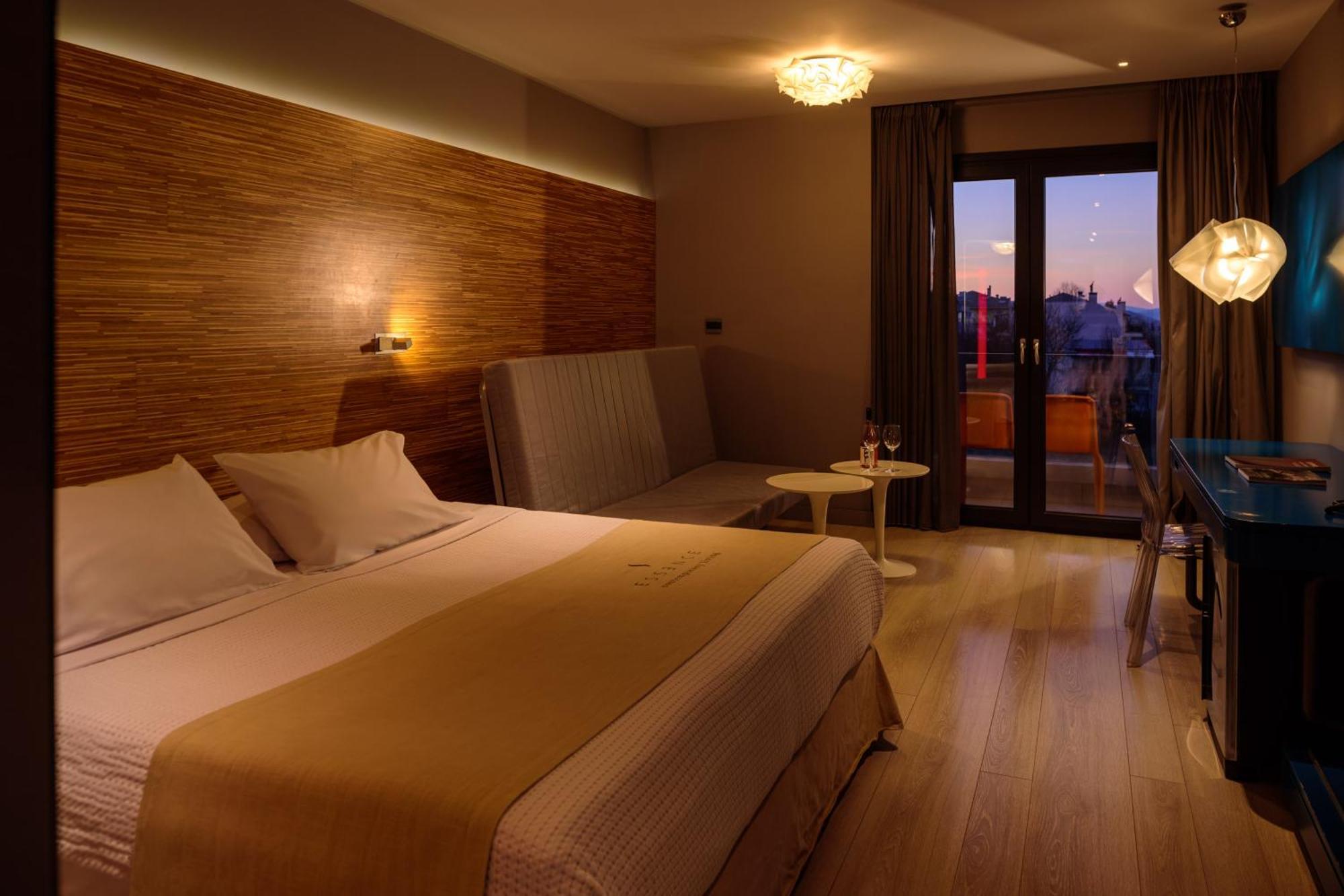 Essence Hotel Ioannina Exterior foto